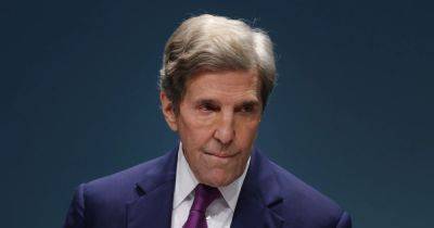 Joe Biden - George W.Bush - John Kerry - John Kerry is stepping down as U.S. climate envoy - nbcnews.com - state Massachusets - Switzerland