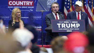 Donald Trump - Doug Burgum - Trump is endorsed by a former rival, North Dakota Gov. Doug Burgum, ahead of the Iowa caucuses - apnews.com - state Iowa - state North Dakota