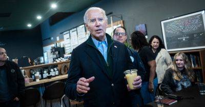 Peter Baker - The Smoothie Stop-By: When a President Tries to Be a Regular Joe - nytimes.com - state Iowa - state New Hampshire