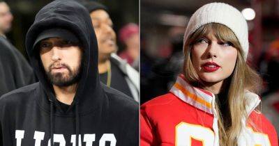 Travis Kelce - Taylor Swift - David Moye - Taylor - Taylor Swift Fans Think Eminem's Warm Reception At An NFL Game Reeks Of Hypocrisy - huffpost.com - Los Angeles - city Detroit - city Kansas City