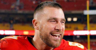 Travis Kelce - Jason Kelce - Carly Ledbetter - Travis Kelce Fans Are Pronouncing His Last Name All Wrong - huffpost.com - county Eagle - city Kansas City - county Travis - Philadelphia, county Eagle