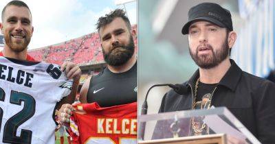 Travis Kelce - Kimberley Richards - Jason Kelce - Of A - Jason Kelce Says Why His Dad Once Threw Travis Kelce's Eminem CD Out Of A Window - huffpost.com - county Eagle - city Tampa, county Bay - county Bay - city Detroit - city Kansas City - Philadelphia, county Eagle