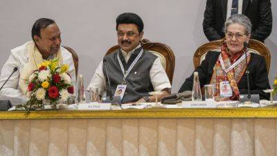 Akhilesh Yadav - Lok Sabha election 2024: DMK, Congress to hold seat sharing talks in Chennai today - livemint.com - India - city Chennai
