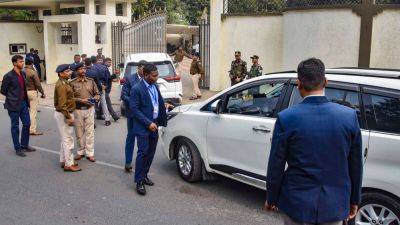 ED officials reach Jharkhand CM Hemant Soren's residence for questioning in money laundering case