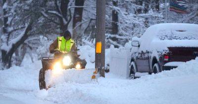 Central U.S. Walloped By Blizzard Conditions, Causing Closures - huffpost.com - state Colorado - state Iowa - state Missouri - state Maryland - state Illinois - state Michigan - county Park - state South Dakota - state Nebraska - Madison, state Wisconsin - state Wisconsin - state Kansas - Lincoln, state Nebraska - city Omaha - county Cedar - state Tuesday