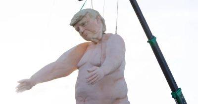 Donald Trump - Kamala Harris - Sarah Do Couto - Giant, naked Trump statue in Nevada branded ‘deplorable’ by Republicans - globalnews.ca - Usa - state Nevada - city Las Vegas - county Clark