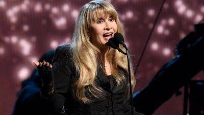 Singer Stevie Nicks releases 'anthem' to Roe v. Wade, abortion rights: 'Most important thing I ever do'