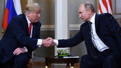 Donald Trump - Vladimir Putin - Howard Stern - Bob Woodward - Trump secretly sent Putin COVID-19 tests during pandemic shortage, a new book reports - npr.org - Usa - Washington - Russia