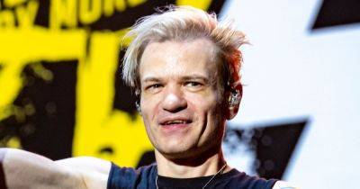 Sum 41's Deryck Whibley Accuses Longtime Manager Of Sexual And Psychological Abuse