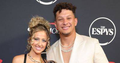 Brittany Mahomes Shouts Out 'Supportive' Patrick Mahomes Amid SI Swimsuit Backlash