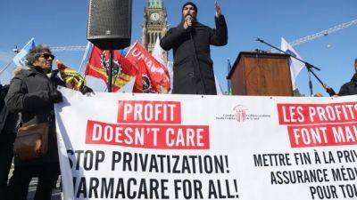 Jagmeet Singh - David Thurton - NDP says pharmacare talks with Liberals are now focused on who pays for what - cbc.ca