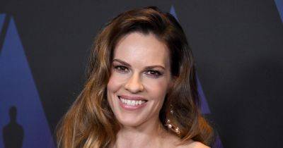 Carly Ledbetter - Hilary Swank Reveals Her Twins' Unique Names For The First Time - huffpost.com - Chad