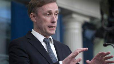 White House promises ‘major sanctions’ on Russia in response to Alexei Navalny’s death