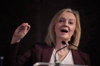 Liz Truss targets ‘trans activists’, Blair and ‘quangos’ as she explains political meltdown at right-wing US conference