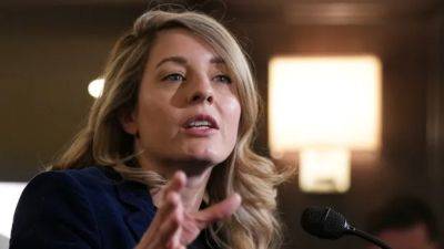 Melanie Joly - Canada sanctions 10 more people in Russia over war with Ukraine - cbc.ca - Usa - Ukraine - Britain - Russia - Canada - city Sanction
