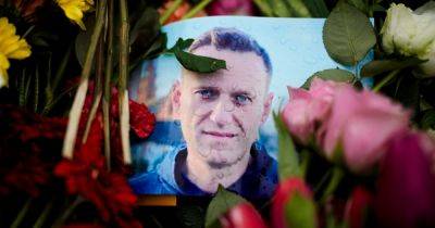 Body Of Russian Opposition Leader Alexei Navalny Has Been Handed Over To His Mother, Aide Says