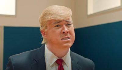 Trump - Donald J.Trump - Amelia Neath - Can Trump - Trump’s $399 gold sneakers skewered in SNL skit ‘White Men Can’t Jump’ - independent.co.uk - county Johnson - Austin, county Johnson