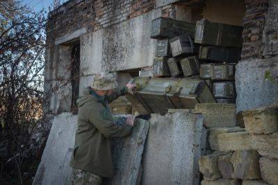 Ukrainian troops forced to pull back in Lastochkyne as Russia’s onslaught pushes along in East