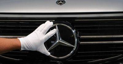 Majority Of Workers At Alabama Mercedes Plant Signed Union Cards, UAW Says