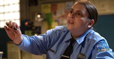 Curtis M Wong - Beanie Feldstein Plays A 'Ferocious' Lesbian Cop In 'Drive-Away Dolls' — And She Loves It - huffpost.com - state Florida - city Tallahassee, state Florida - Philadelphia