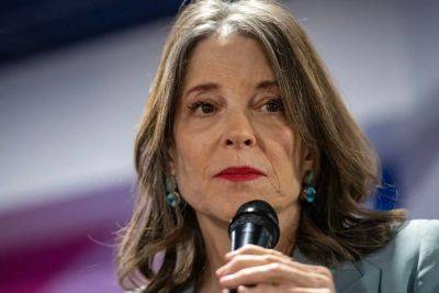 Joe Biden - Donald Trump - Marianne Williamson - Ariana Baio - Marianne Williamson announces she is ‘unsuspending’ her 2024 presidential campaign - independent.co.uk - Usa - state New Hampshire - Israel - state Michigan