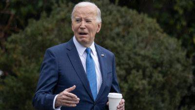 Biden gets annual physical, with fitness for office top election issue