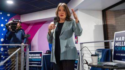 Marianne Williamson suspends presidential campaign