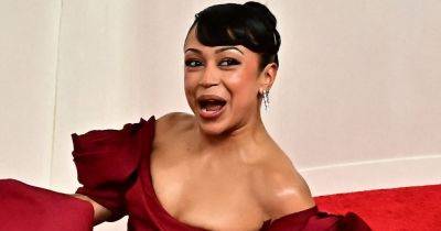Liza Koshy Masterfully Recovers From Oscars Red Carpet Stumble