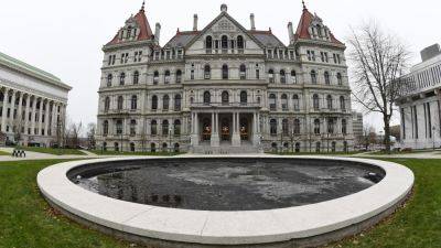 Kathy Hochul - MAYSOON KHAN - New York’s budget season starts with friction over taxes and education funding - apnews.com - city New York - New York - state West Virginia - city Albany