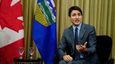 Trudeau calls out 'short-term thinker' politicians as some premiers urge him to drop carbon price hike