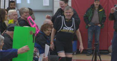81-year-old rookie powerlifter breaking records, inspiring community - globalnews.ca