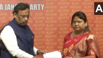 Jharkhand news: Hemant Soren's sister-in-law Sita Soren joins BJP ahead of Lok Sabha elections 2024