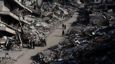 Joe Biden - Giorgia Meloni - Talks on an Israel-Hamas ceasefire deal appear on track after killings at Gaza aid site, officials say - edition.cnn.com - Usa - Qatar - Egypt - Israel - city Doha - Palestine - Italy - city Gaza - city Paris