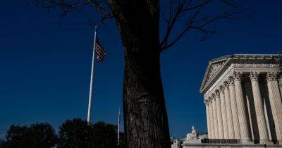 Adam Liptak - John G.Roberts-Junior - Supreme Court Hears Case on Arrests Motivated by Politics - nytimes.com