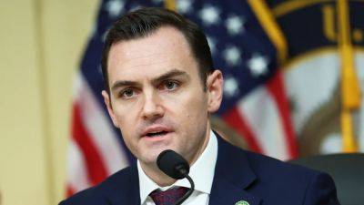 Mike Johnson - Kevin Maccarthy - Mike Gallagher - Elizabeth Elkind - Fox - Top GOP lawmaker announces early exit, leaving Republicans with temporary one-seat majority - foxnews.com - China - state California - state Ohio - county Johnson - state Wisconsin