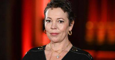 Olivia Colman Speaks Out Against Pay Disparities In Hollywood