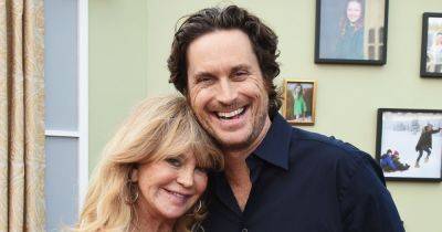 Oliver Hudson Details The 'Trauma' He Has From His Childhood With Mom Goldie Hawn