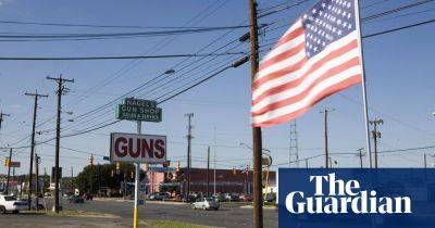 Action - Arizona court rules Mexico can proceed with lawsuit against five US gun dealers - theguardian.com - Usa - Mexico - state Arizona - state Massachusets