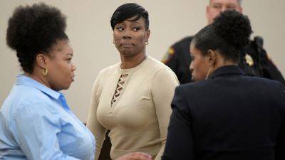 Texas appeals court acquits Crystal Mason's illegal voting conviction