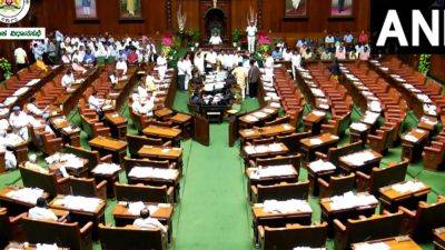 Mallikarjun Kharge - Sonia Gandhi - Rahul Gandhi - ‘Opposition is cunning, treacherous,’ BJP asks Kharge, Gandhis to apologise for pro-Pak slogan in Karnataka assembly - livemint.com - Pakistan