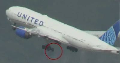 Tire falls off Boeing plane mid-air, smashing into parked cars below