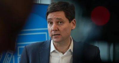 David Eby - Eby meets with Jewish community, vows to ‘root out’ public service antisemitism - globalnews.ca - Israel - Britain - city Columbia, Britain - city Vancouver