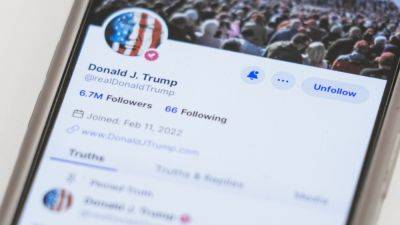 Donald Trump’s social media company lost $58 million last year. Freshly issued shares tumble - apnews.com - New York