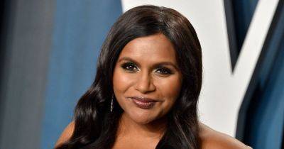 Mindy Kaling Jokes She Met 'My Friend's Husband' In Hilarious Pic With Prince Harry