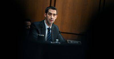Tom Cotton - Robert Jimison - Cotton Urges Citizens to Forcibly Confront Pro-Palestinian Protesters - nytimes.com - Usa - Israel - New York - state Arkansas - Palestine - city Chicago - San Francisco - county Oakland