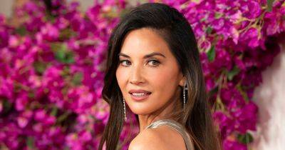 Kelby Vera - Olivia Munn - Olivia Munn Reveals How Breast Cancer Treatment Put Her Into Medically Induced Menopause - huffpost.com