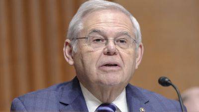 Start of Sen. Bob Menendez’s bribery trial is delayed a week to mid-May