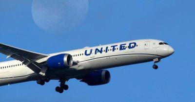 Broken Toilet Makes United Airlines Flight A Very Crappy Experience