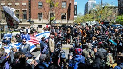 Rebecca Picciotto - Action - Billionaire donors rethink Columbia University support amid pro-Palestinian protests - cnbc.com - Israel - Palestine - city Columbia