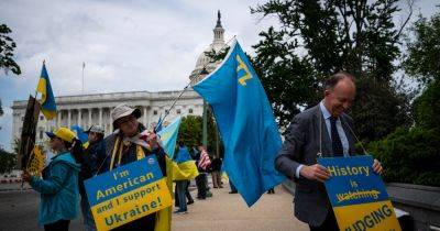 Chuck Schumer - Catie Edmondson - Action - Senate Votes to Push Aid to Ukraine and Israel Toward Final Passage - nytimes.com - Ukraine - Israel - New York - Taiwan